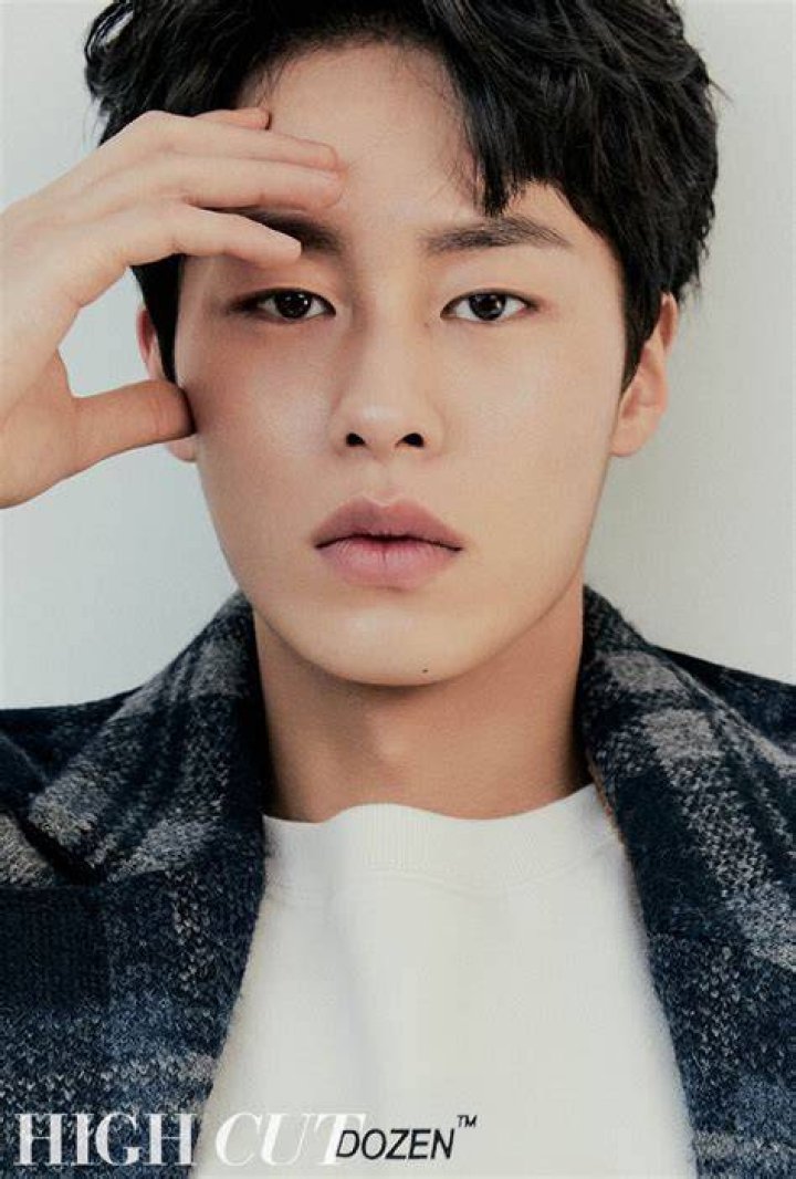 Actor Lee Jaewook Complete Profile, Facts, Photos and TMI