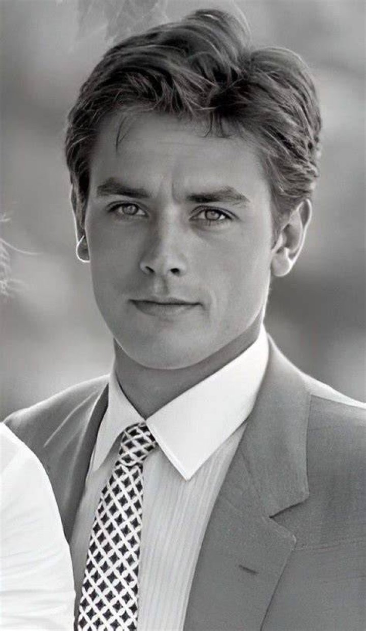 Alain Delon in "La Piscine" (1969) redmoonlight20 TikTok