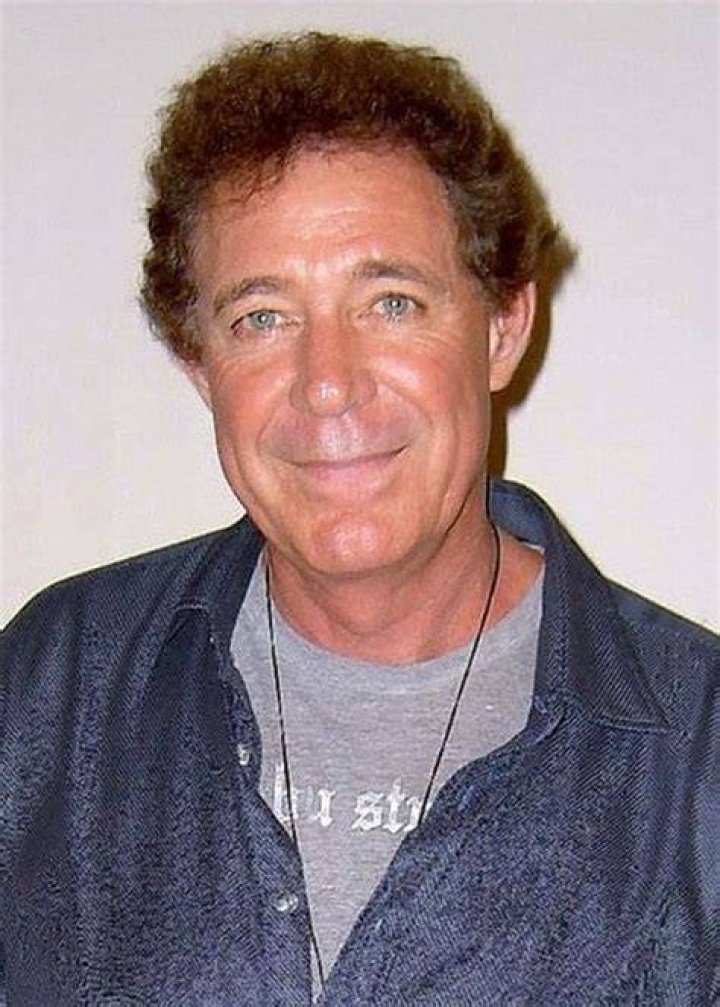 Barry William Height, Weight, Age, Spouse, Family, Facts, Biography