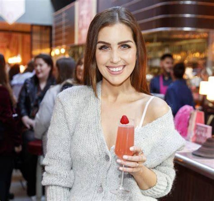 Beauty influencer Tara O'Farrell shares first look at new home VIP
