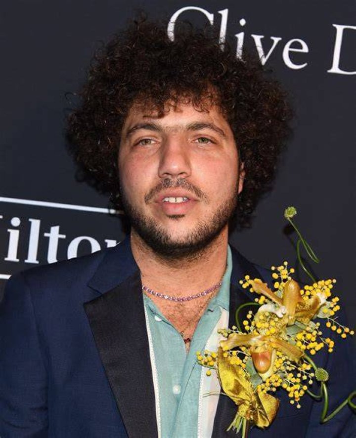 Benny Blanco redeems himself after backlash for Jollibee review