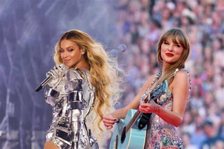 Beyonce Brings Taylor Swift On Stage Vma