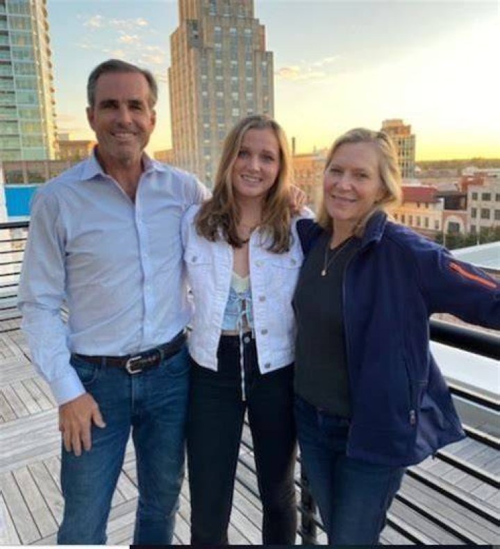 Bob Woodruff Net Worth, Family. Wife Lee Woodruff.