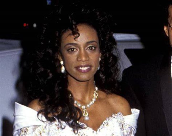 Brenda HarveyRichie Wiki Bio. Who is Lionel Richie's exwife? CitiGist