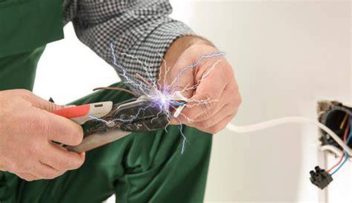 Can I Get Electric Shock from TV Aerial Connection Business Deccan