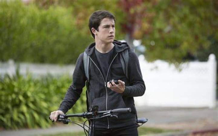 Clay Jensen Wallpapers Wallpaper Cave