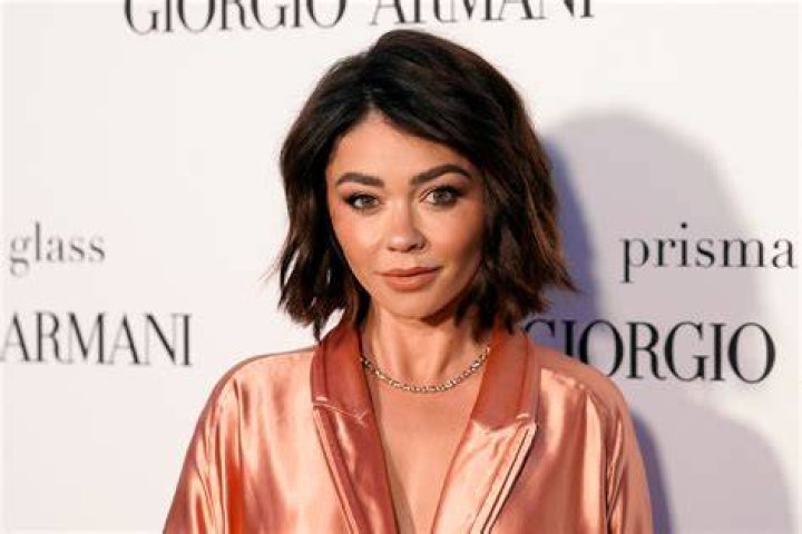 Conceder inventar lago sarah hyland bobby lee Restricciones Comerciante