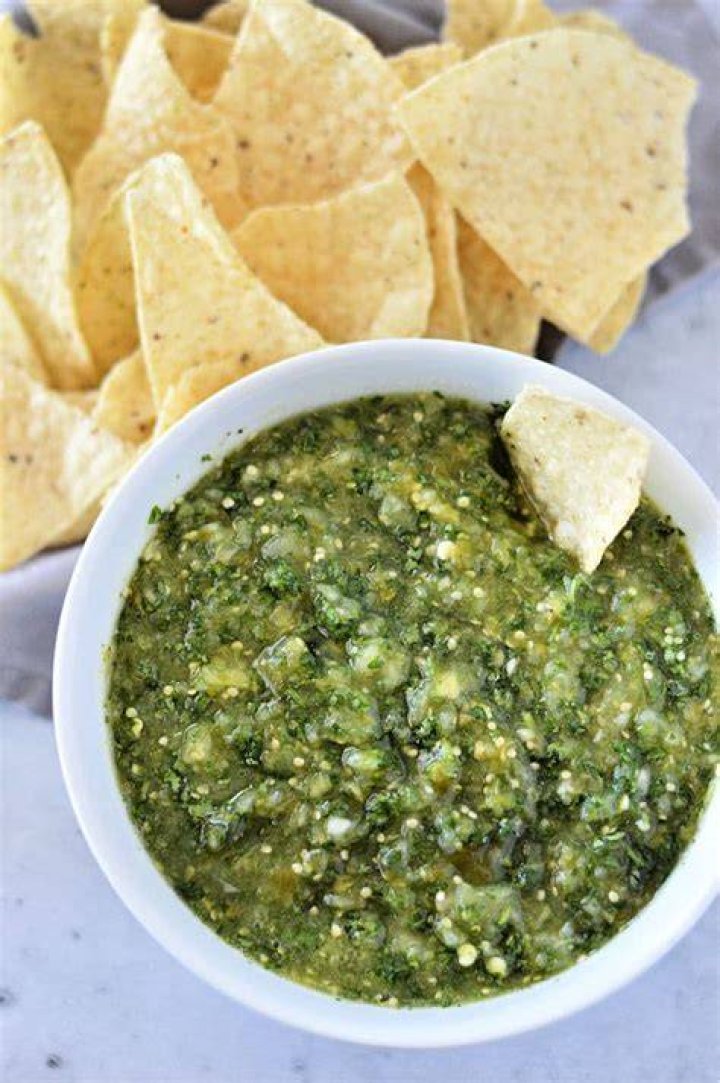 Copycat Qdoba Salsa Verde Recipe &middot; The Typical Mom