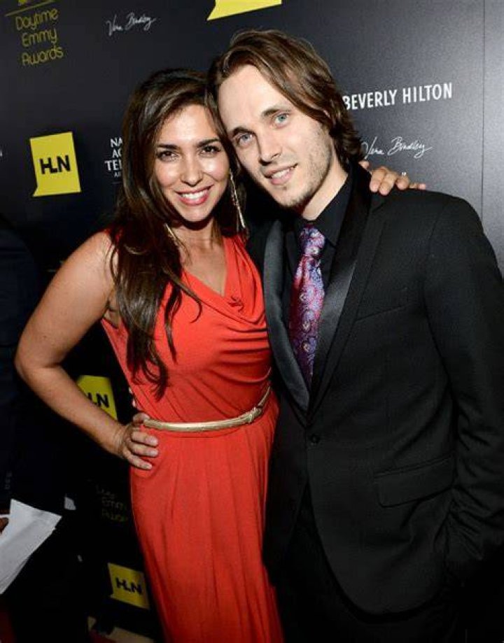 Daytime Emmys 2012 Jonathan Jackson and Lisa Vultaggio on the Red