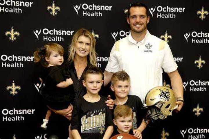 Derek Carr Says Family Is One of the Most Important Things