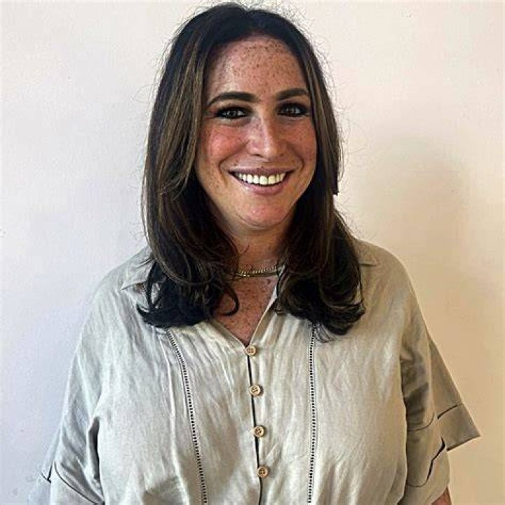 Did Northbrook, Illinois teacher Danielle Chalfie file a false police