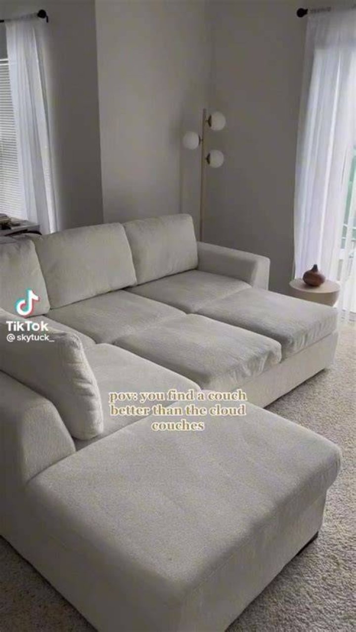 Discover The Elegance Of Tuscany Grove Kinsley Couch