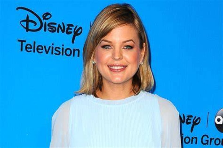 Disney Channel Star Kirsten Storms Facing Lawsuit Because Her Boyfriend Skipped Bail Celebrity