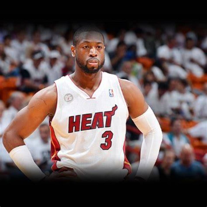 Dwyane Wade Age, Bio, Birthday, Family, Net Worth National Today