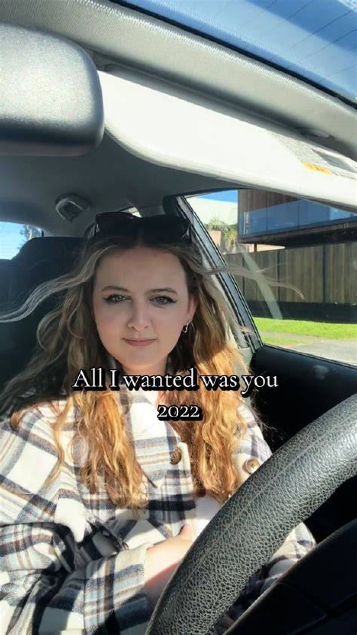 Emmyrose33 r/whitetanktops