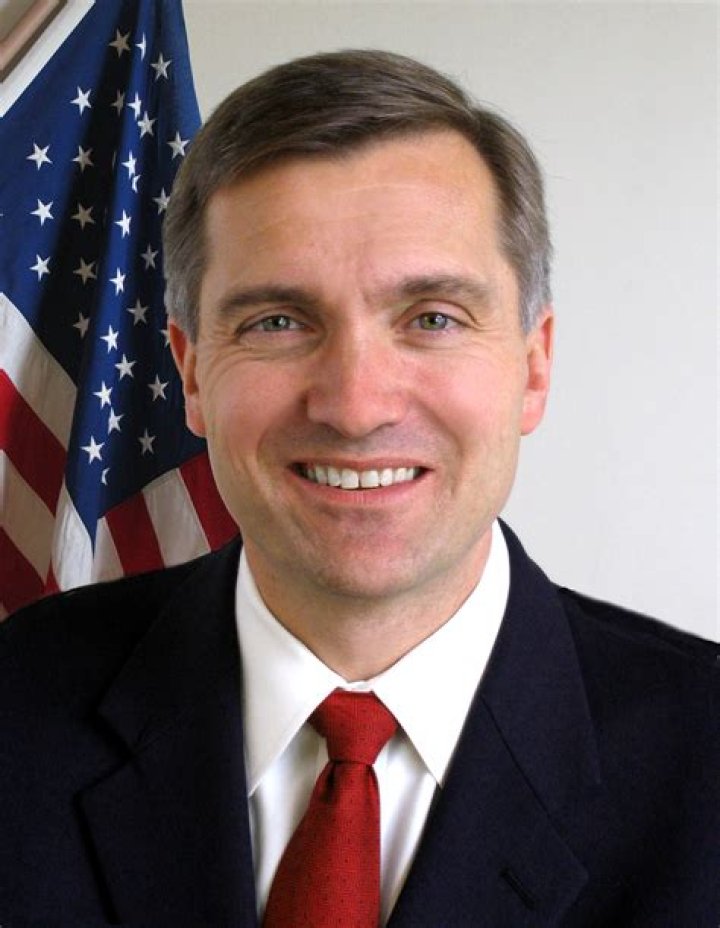 FileJim Matheson, official color photo portrait.jpg Wikimedia Commons