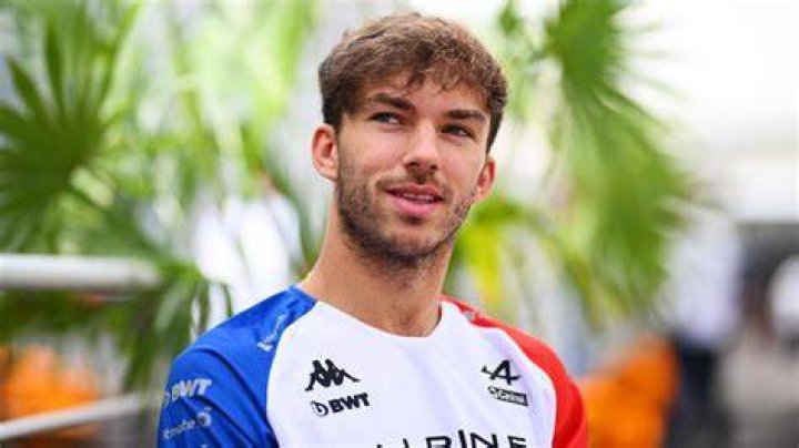 Formula One star Pierre Gasly joins his model girlfriend Francisca