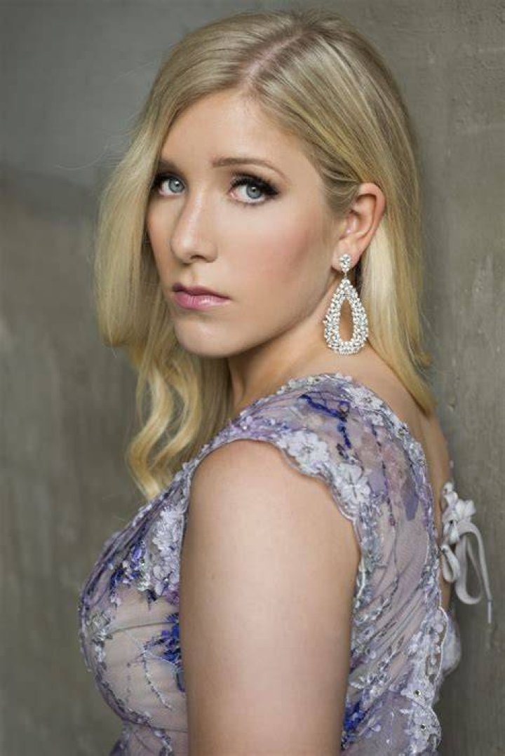 Gamer Brianna Arsement Unleashes Her Musical Side with New Single