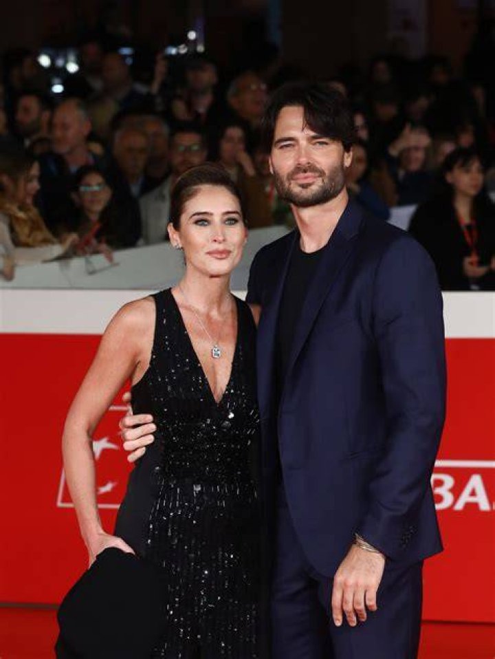 Giulio Berruti e Boschi, l'ex di lui all'attacco "Mi ha chiesto di