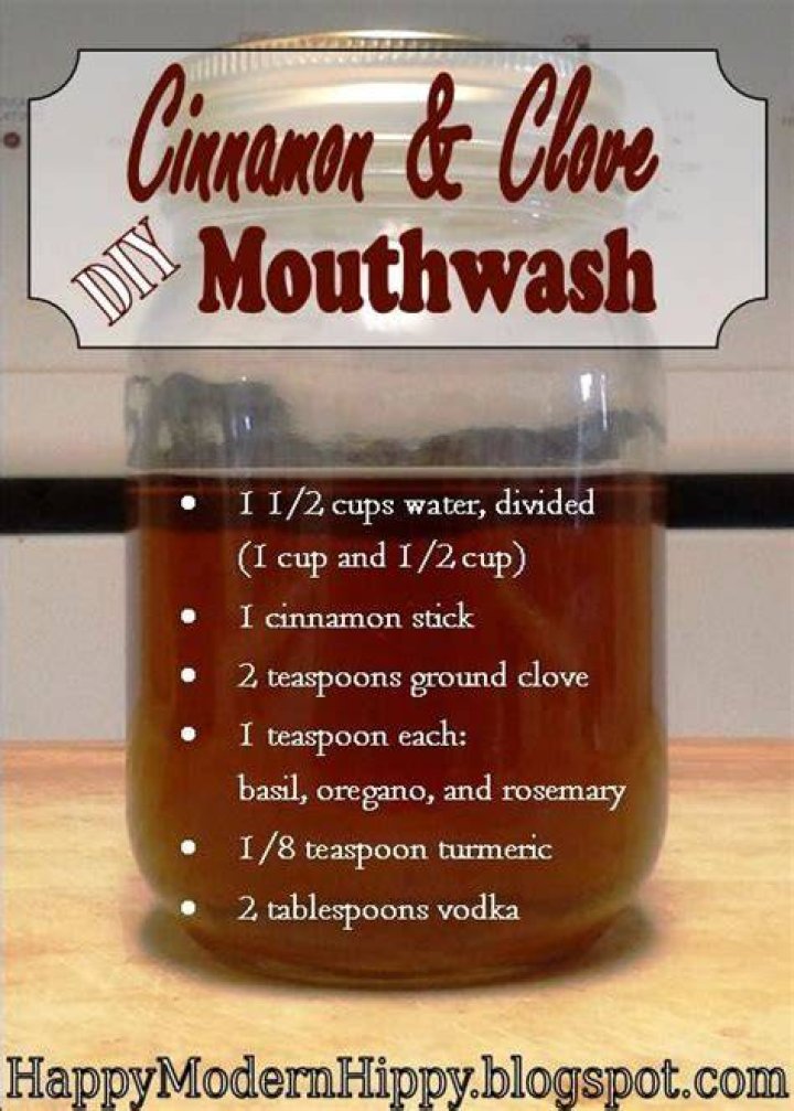 Happy Modern Hippy DIY Cinnamon & Clove Mouthwash