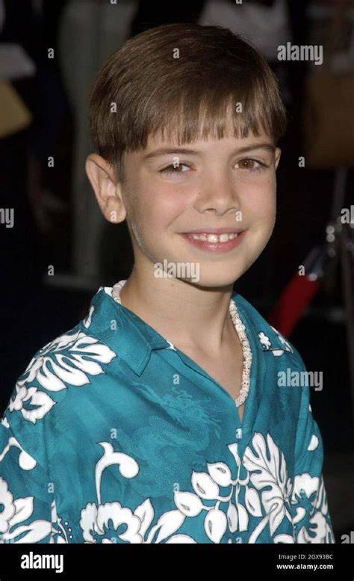 Hollywood Alexander Gould Young Actor Profile, Pictures And Wallpapers