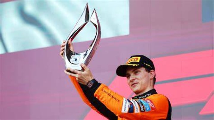 How Formula 1 Star Oscar Piastri Deals With the Pressure