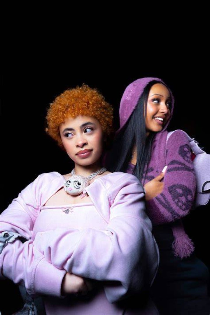ice spice x pinkpantheress Ice and spice, Pretty people, Singer