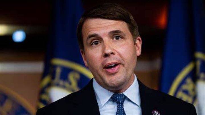 Incumbent Democrat Chris Pappas wins reelection in bellwether New