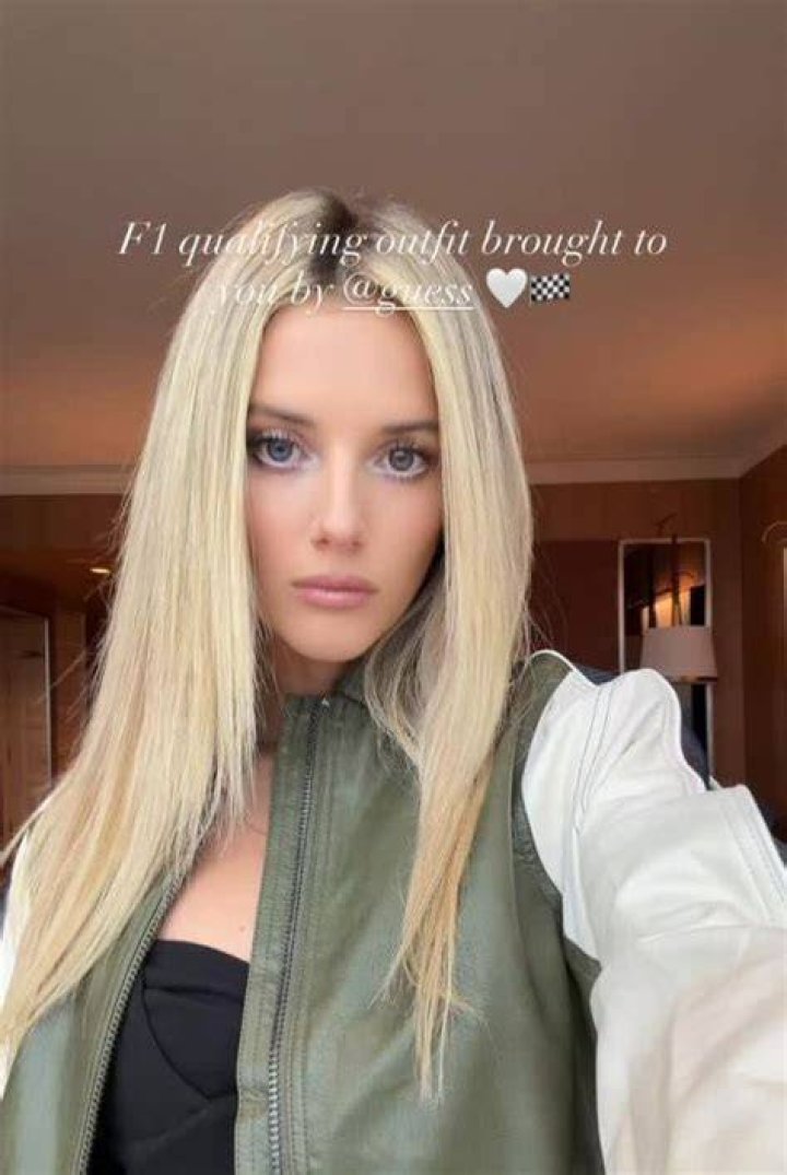 Instagram Crush Lindsay Brewer (22 photos) Suburban Men