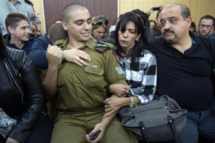 Israeli soldier tries to arrest Palestinian boy CNN