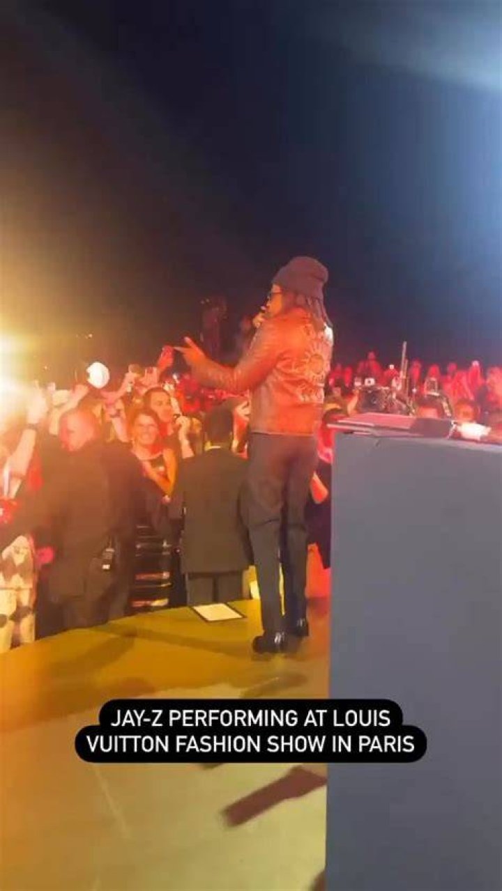 JayZ Performs at Paris Fashion Week for Pharrell&rsquo;s Louis Vuitton Debut