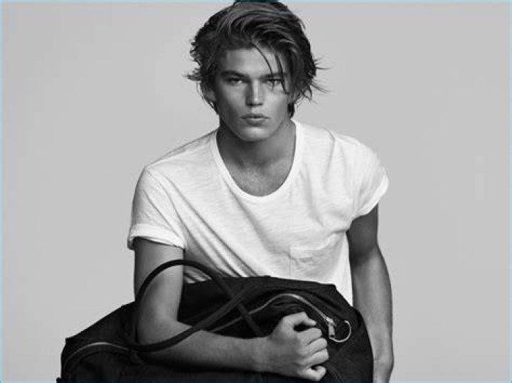 Jordan Barrett 2016 Country Road Campaign