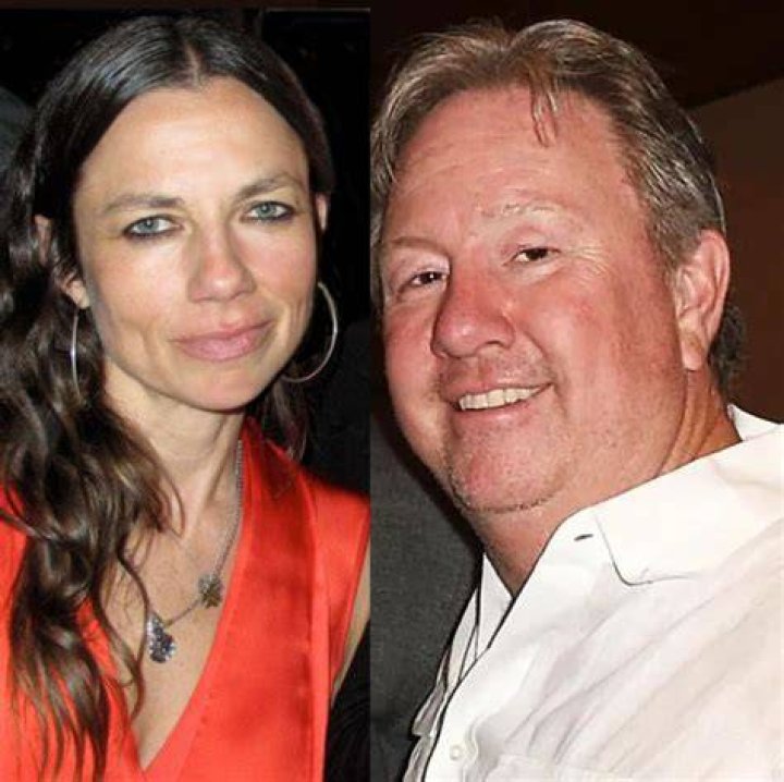 Justine Bateman&rsquo;s Husband The Actress&rsquo; Marriage to Mark Fluent and