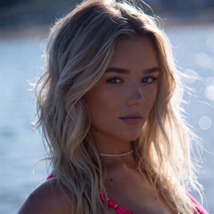 Katie Sigmond Bio, Facts, Family Life, Career