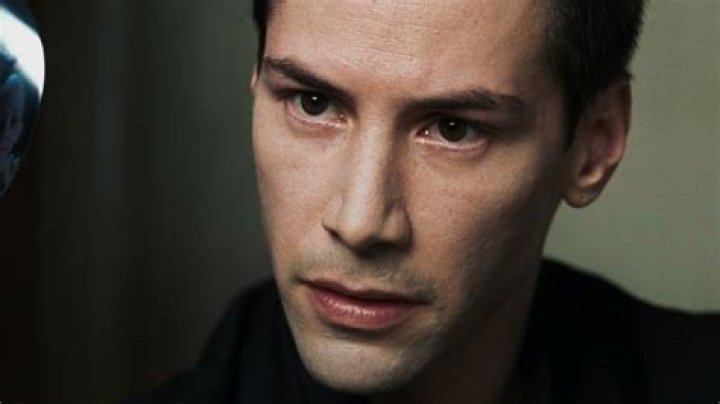Keanu Reeves' Generosity Is Spotlighted in 2 Movies Where He Sacrificed
