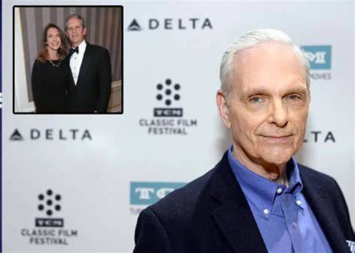 Keir Dullea&rsquo;s Late Spouse Susie Helped Him And Wife Mia Bond