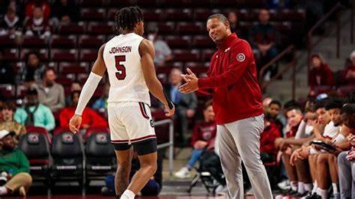 Lamont Paris Speaks After Blowout Loss To Tennessee For South Carolina