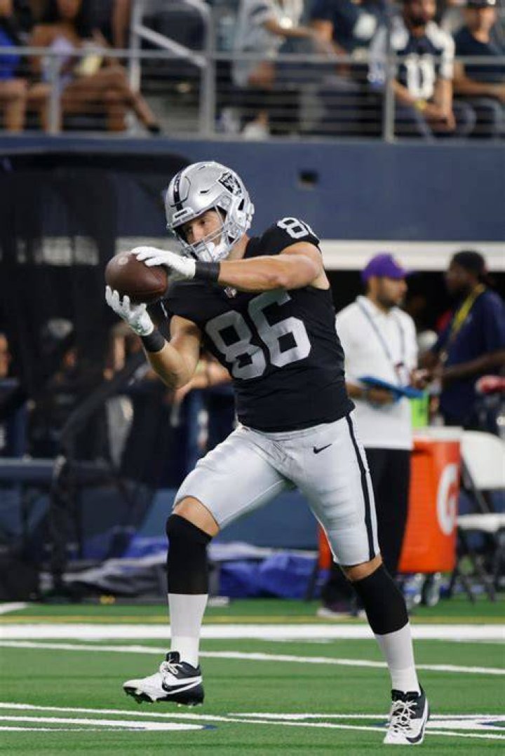 Las Vegas Raiders Tight End Darren Waller Has Found a Home in Sin City