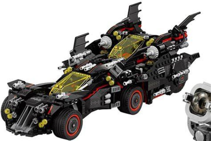 LEGO Bat Movie Ultimate Batmobile 70917 Review Review Toys