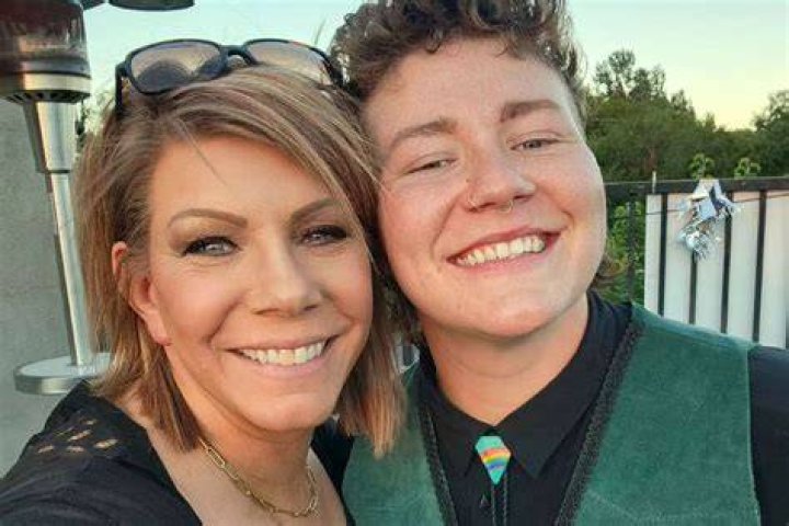 Leon Brown of 'Sister Wives' announces they're transgender CNN