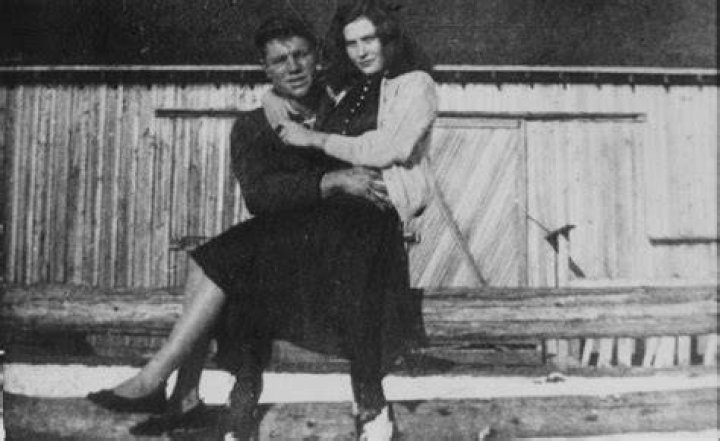 Loretta Lynn Wooed Her Husband With a Pie Baked With Salt Instead of Sugar