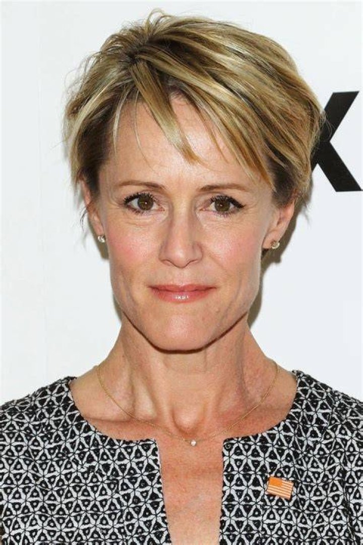 Mary Stuart Masterson Age, Photos, Biography, Height, Birthday, Movies