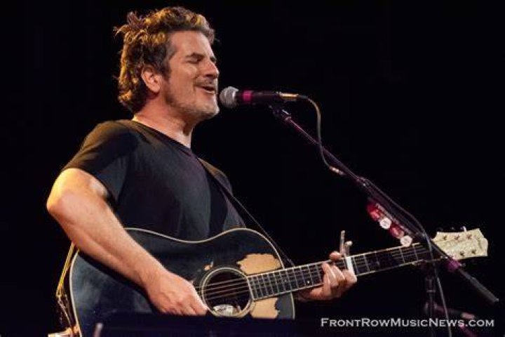 Matt Nathanson at The Barrymore Theatre in Madison 2022 Front Row