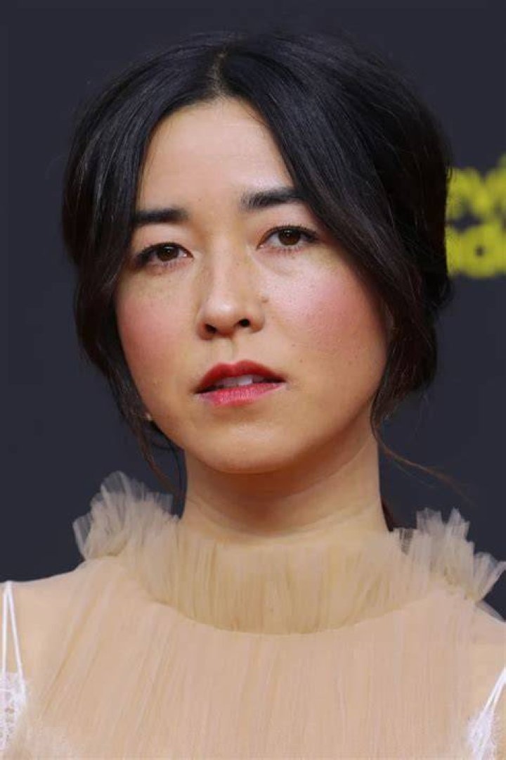 Maya Erskine Wiki, Biography, Age, Height, Weight, Husband, Boyfriend, Family, Net Worth, Affair