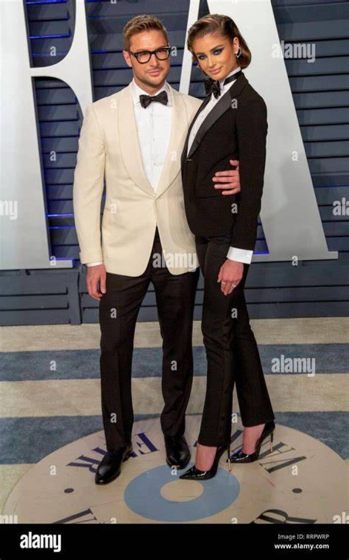 Michael Stephen Shank and Taylor Marie Hill Dating, Gossip, News, Photos