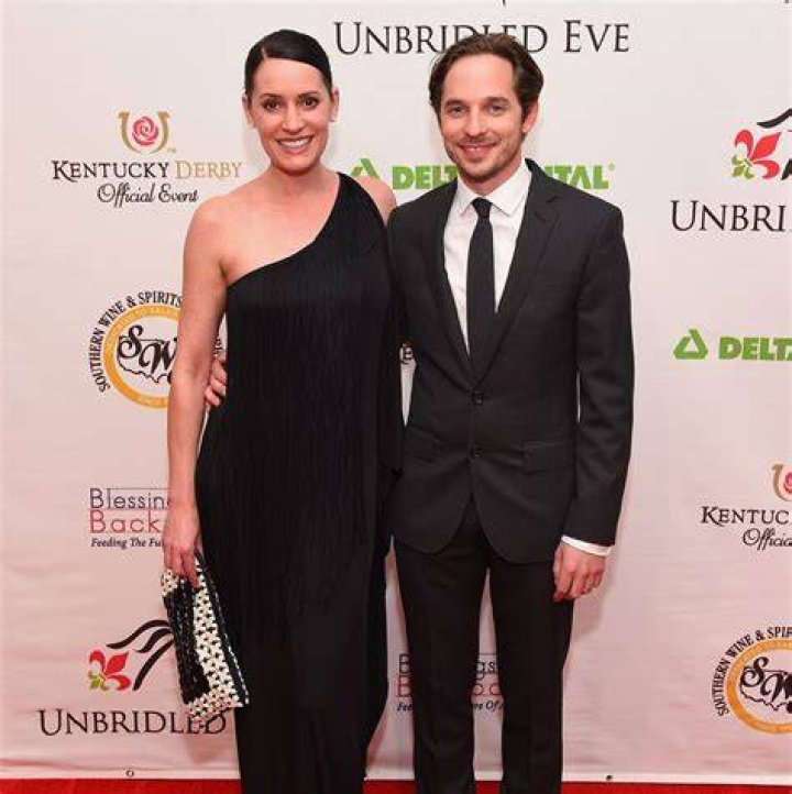 Paget Brewster 2019 Fianc&eacute;, net worth, tattoos, smoking & body