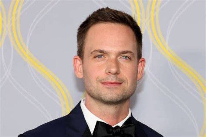 Patrick J Adams apologises for snap of woman who called him chunky