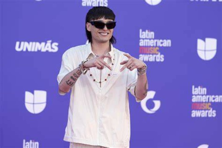Peso Pluma. &iquest;A qu&eacute; se dedica su familia? VIDEO
