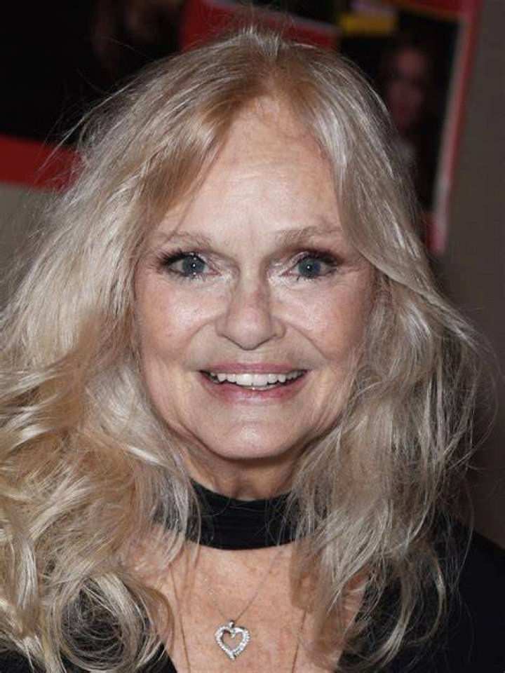 Picture of Lynda Day