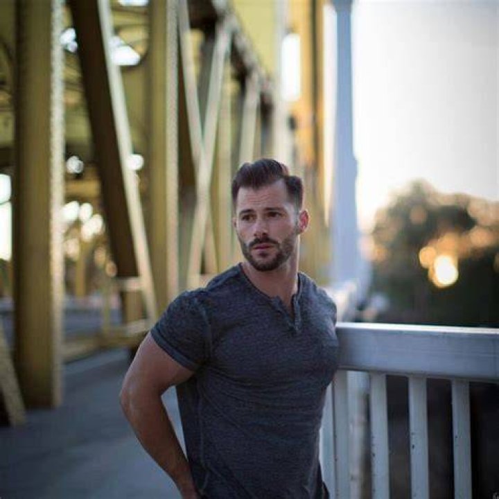 Pin by Jason Wiley on NO H8 Cute gay, Cute gay couples, Gay romance